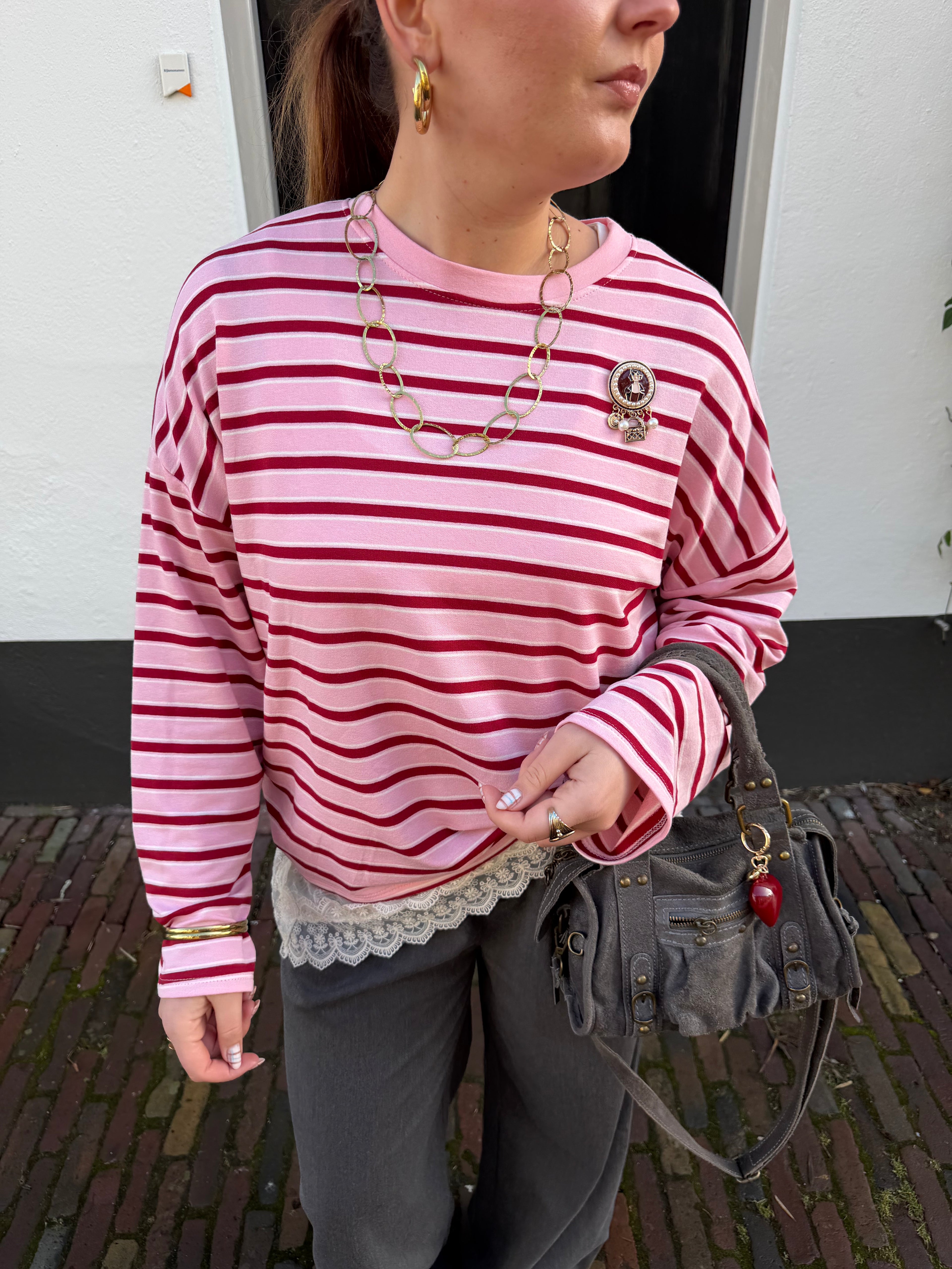 Lou striped top + broche