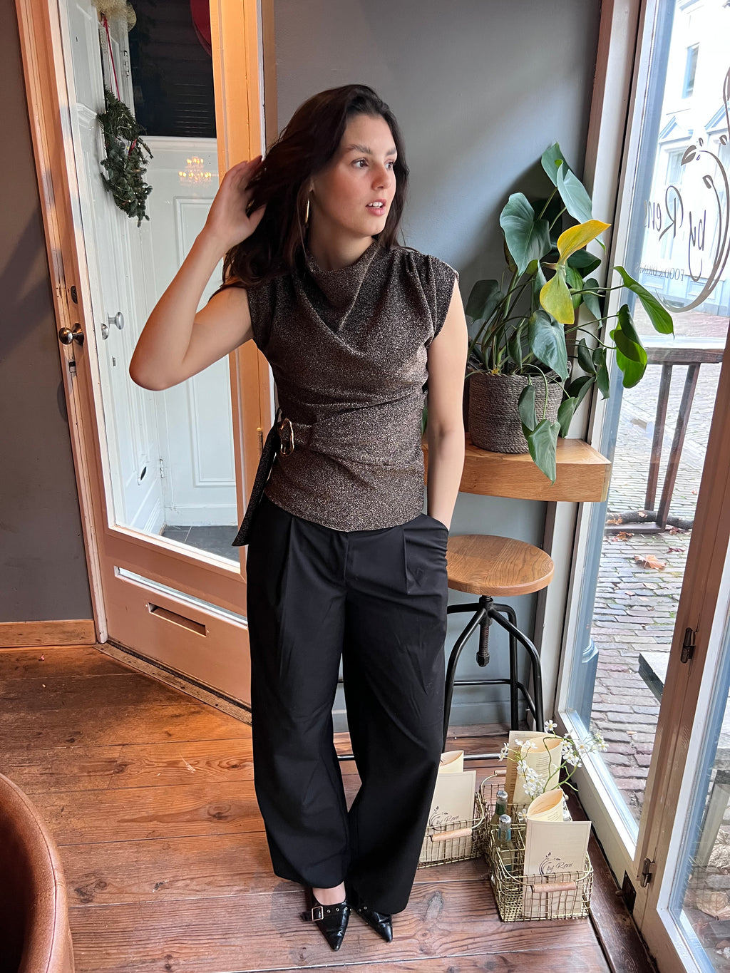 Claar glitter top